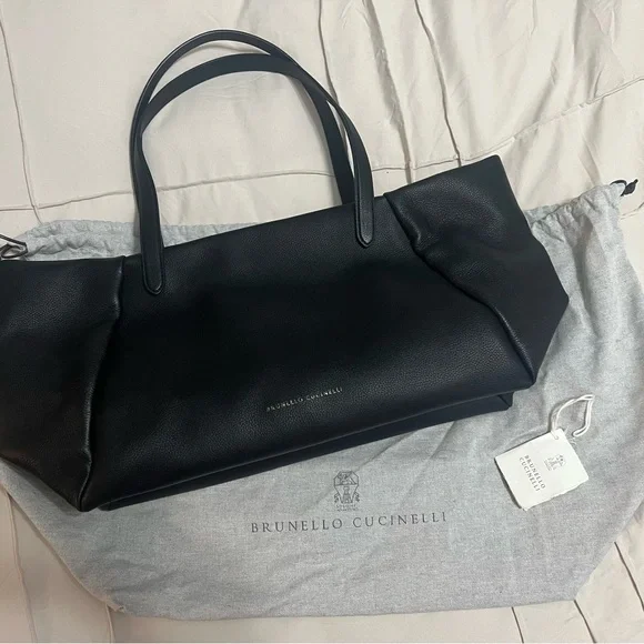 Brunello Cucinelli Elegant Black Leather Tote Bag - Picture 2 of 2